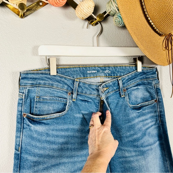 Old Navy Mid-Rise Wide Leg Denim Jeans Size 12 - Picture 3 of 8